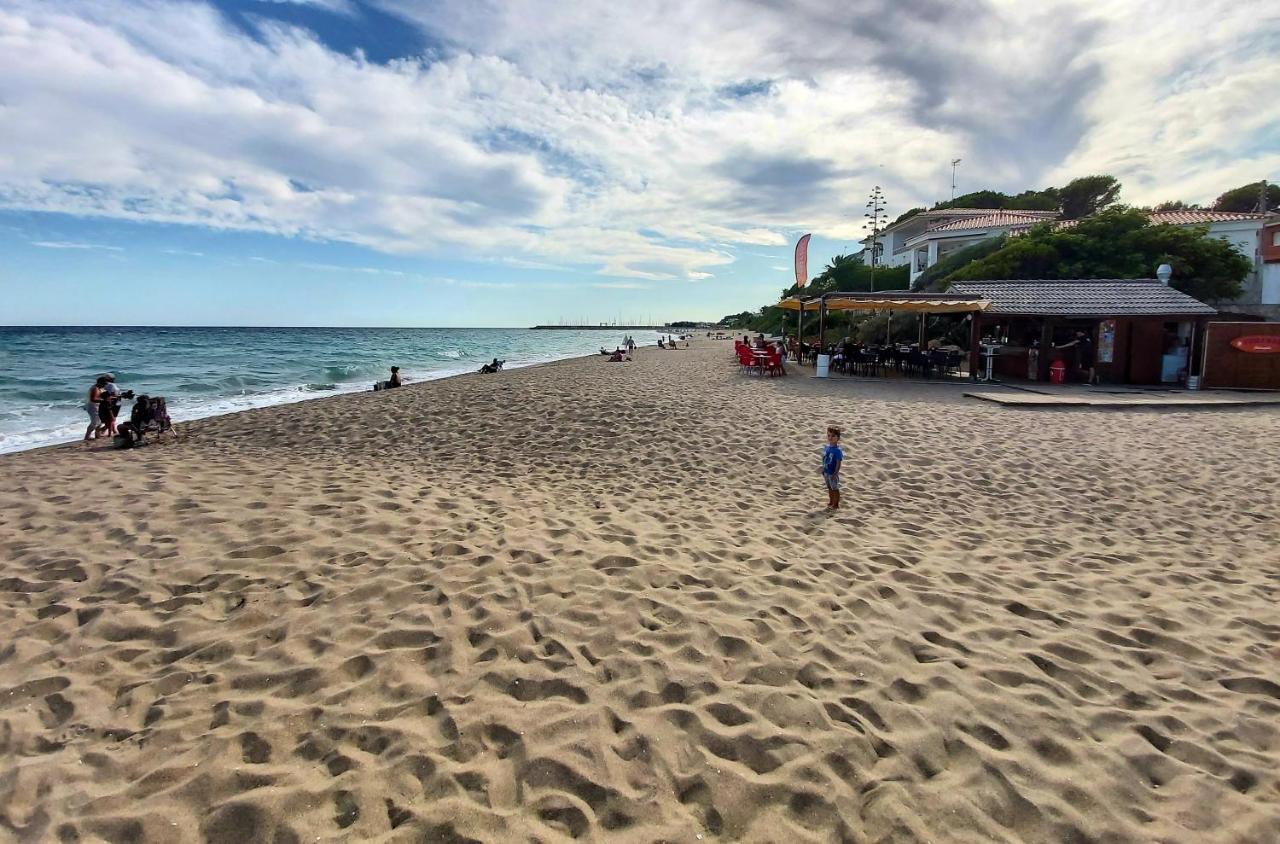 Apartamento A 300 Mts De La Playa, 25 Minutos De Port Aventura Y 50 De Barcelona Комарруга Екстер'єр фото