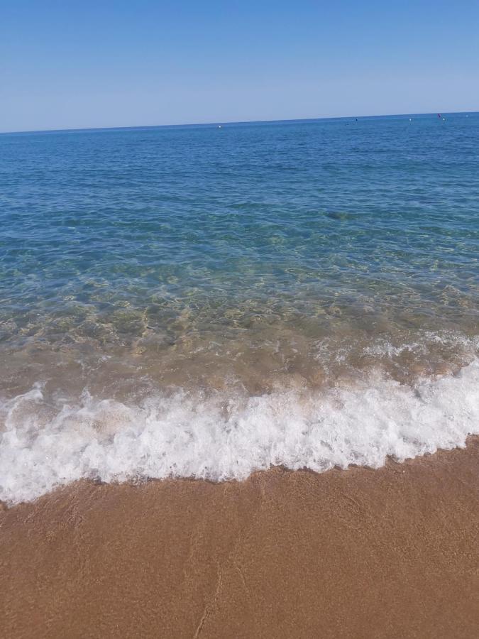 Apartamento A 300 Mts De La Playa, 25 Minutos De Port Aventura Y 50 De Barcelona Комарруга Екстер'єр фото